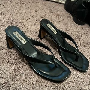 Steve Madden “Jaam” Sandal, black